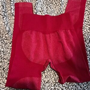 Women's Red Seamless Leggings